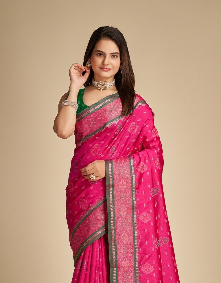 Women's Pure Patola Silk Zari Woven Patola Saree With Tassel Pallu & Blouse Piece - Wedding & Festive Wear Saree