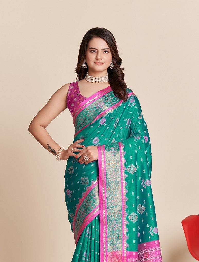 Women's Pure Patola Silk Zari Woven Patola Saree With Tassel Pallu & Blouse Piece - Wedding & Festive Wear Saree